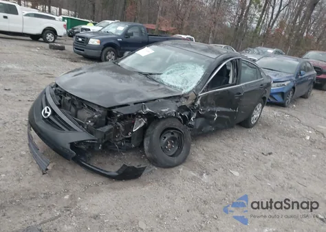 2010 Mazda Mazda6 I Sport z USA, uszkodzony, nr VIN 1YVHZ8BH4A5M33734